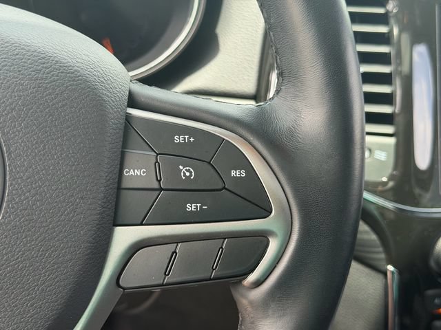 Used 2021 Jeep Grand Cherokee Laredo X AWD/4WD image 24