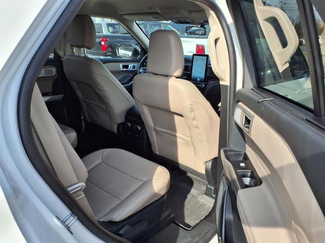Certified 2023 Ford Explorer Limited w/ Limited Technology Package image 30