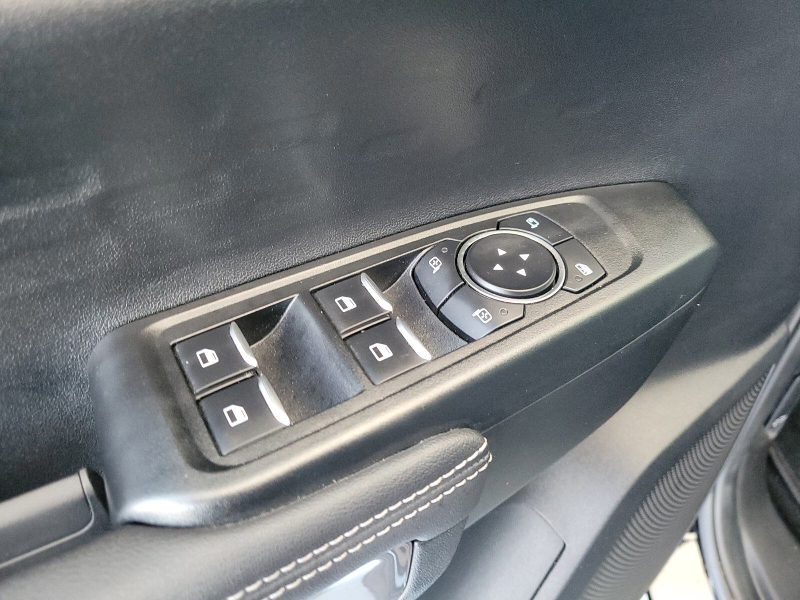 Certified 2024 Ford Ranger XLT w/ FX4 Off-Road Package image 16