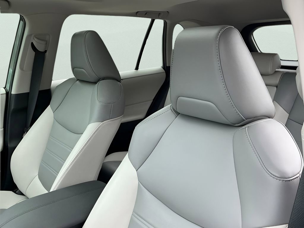 Used 2023 Toyota RAV4 XLE Premium FWD image 20