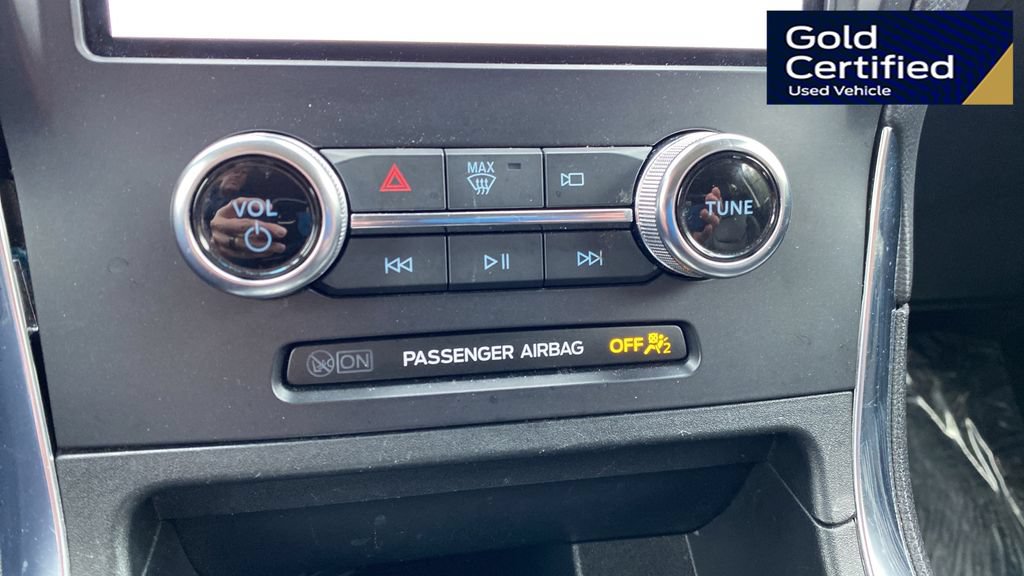 Certified 2024 Ford Edge Titanium AWD/4WD image 18