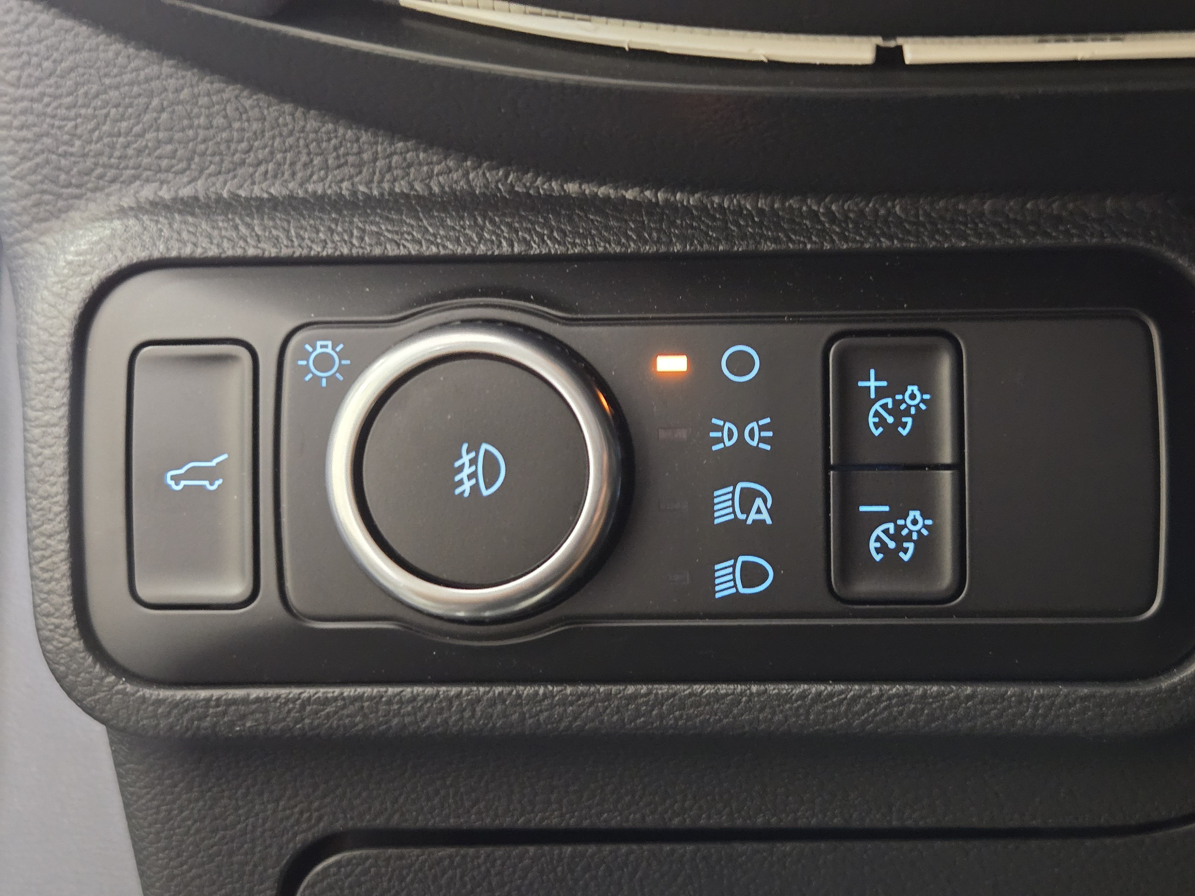Certified 2025 Ford Explorer ST AWD/4WD image 21