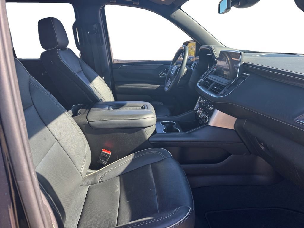 Used 2023 GMC Yukon SLT image 19