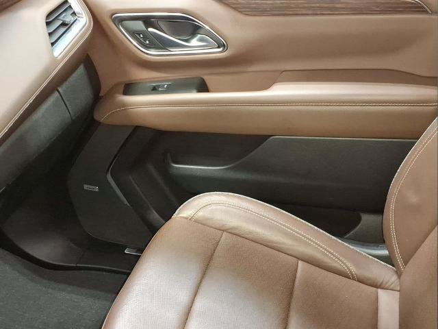 Used 2022 Chevrolet Suburban High Country w/ LPO, Illumination Package AWD/4WD image 21
