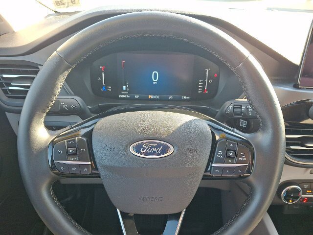 Certified 2023 Ford Escape Active AWD/4WD image 22