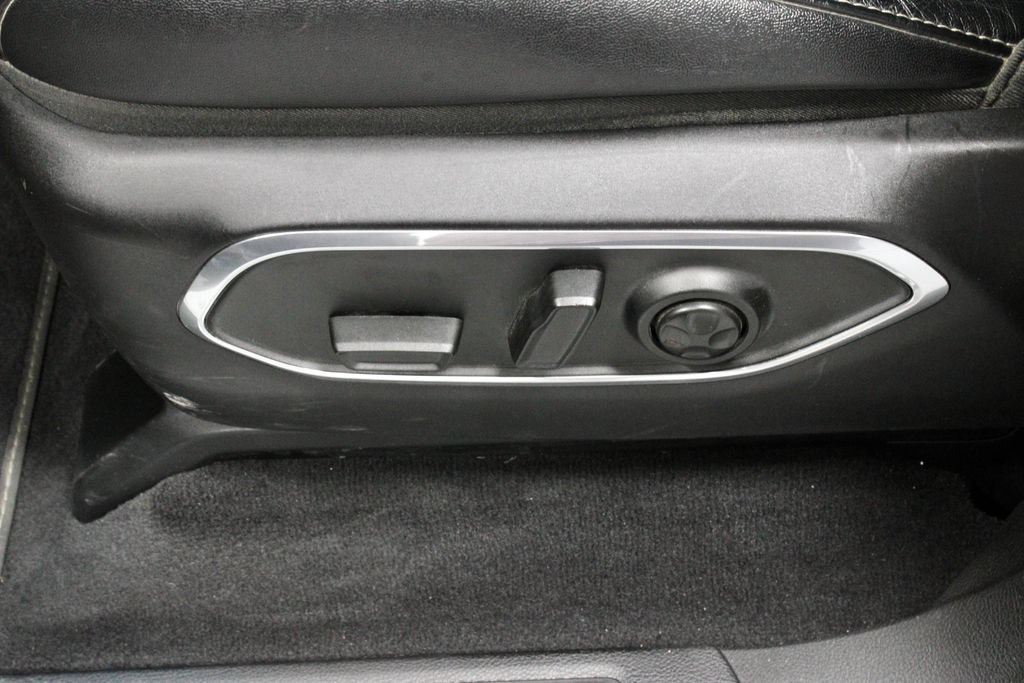 Used 2023 Jeep Wagoneer 2WD image 25