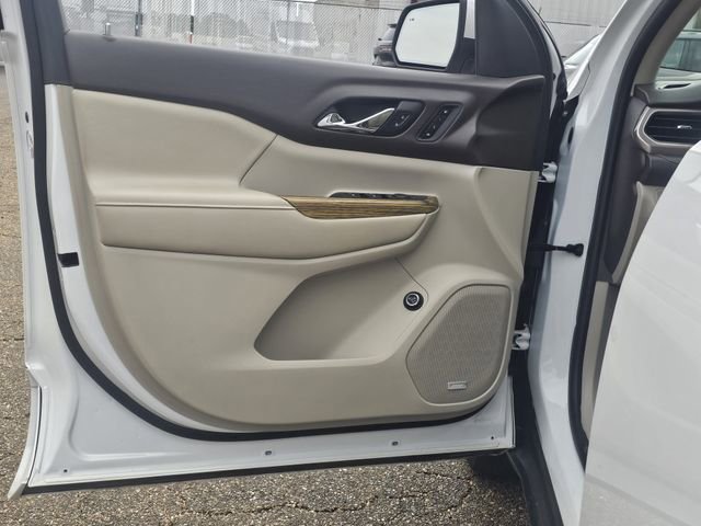 Used 2017 GMC Acadia Denali w/ Technology Package image 14