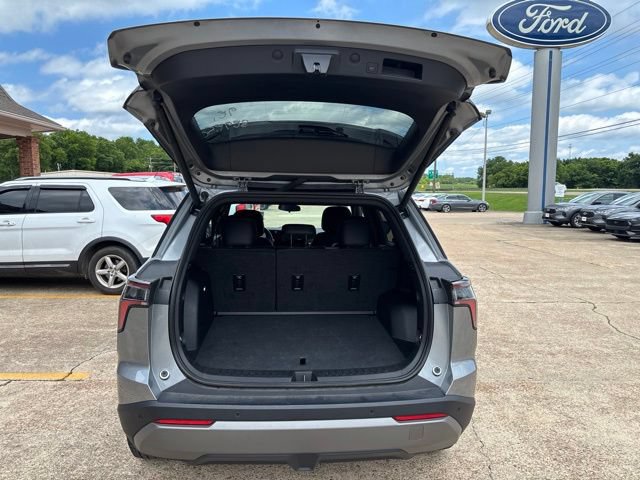 Used 2026 Chevrolet Equinox LT w/ Convenience Package II FWD image 10