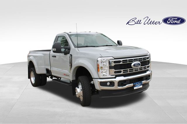 Certified 2025 Ford F450 XLT w/ 360-Degree Camera Package AWD/4WD image 3