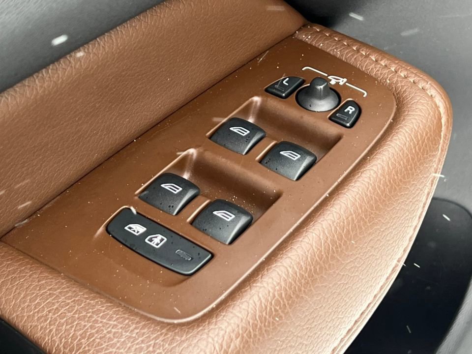 Used 2020 Volvo XC60 T6 Inscription w/ Protection Package Premier image 21