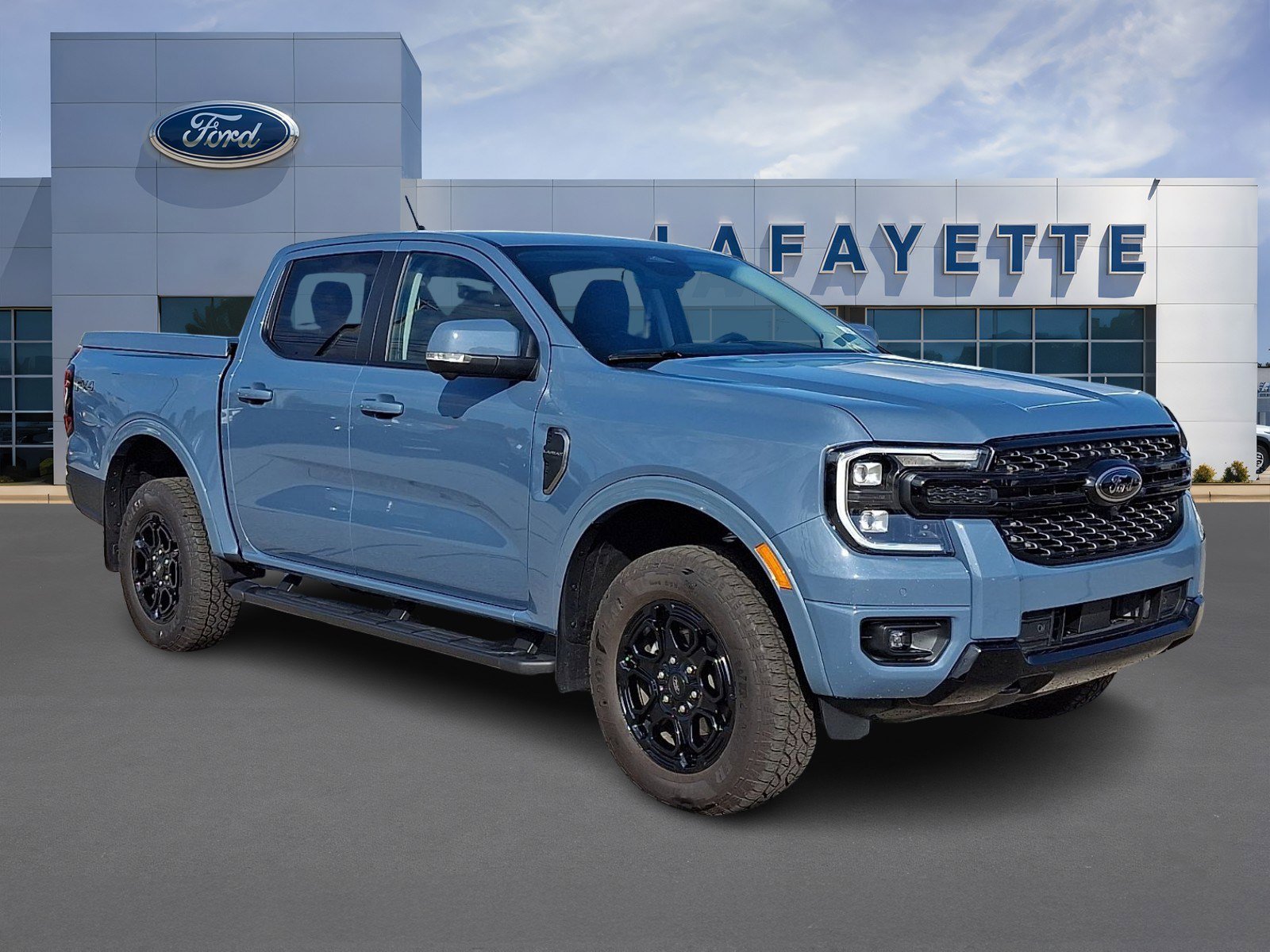 Certified 2025 Ford Ranger Lariat w/ FX4 Off-Road Package AWD/4WD image 1