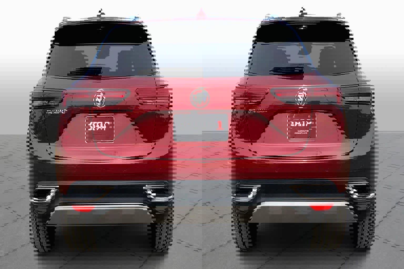 Used 2023 Buick Envision Essence image 2