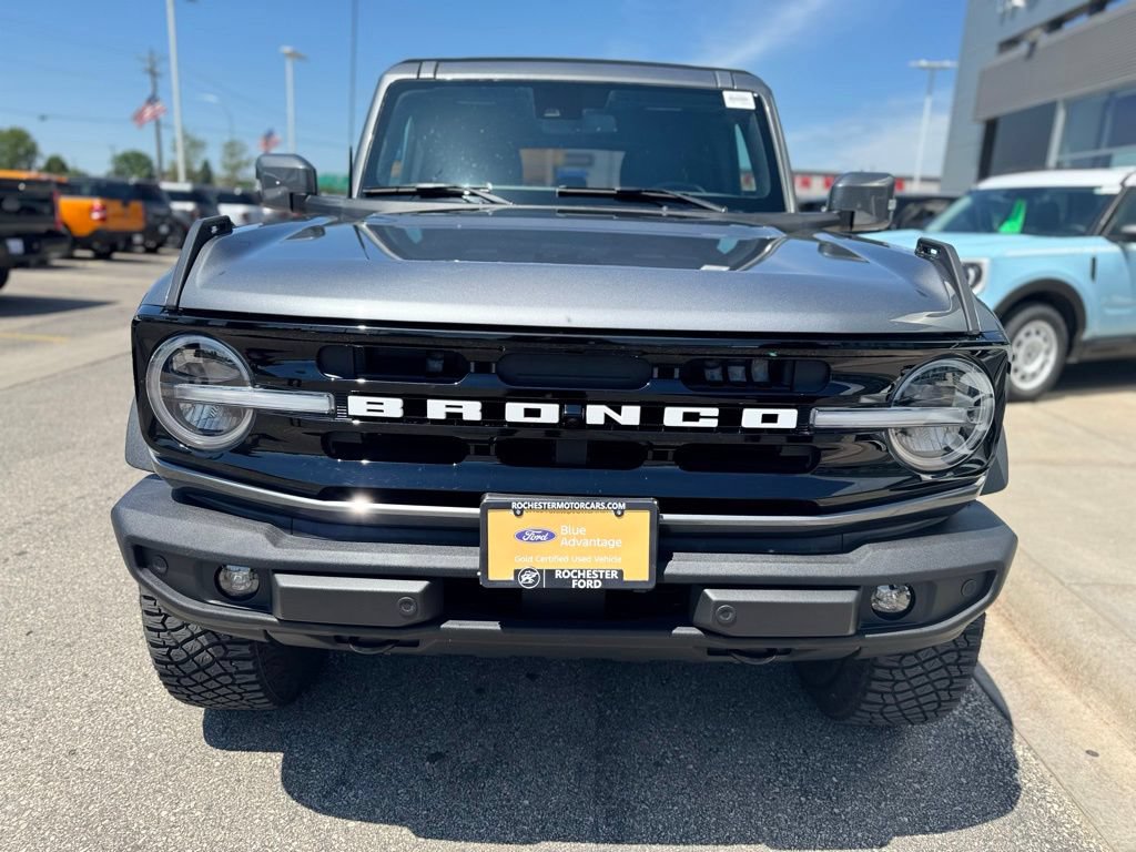 Certified 2022 Ford Bronco Outer Banks w/ Sasquatch Package AWD/4WD image 35