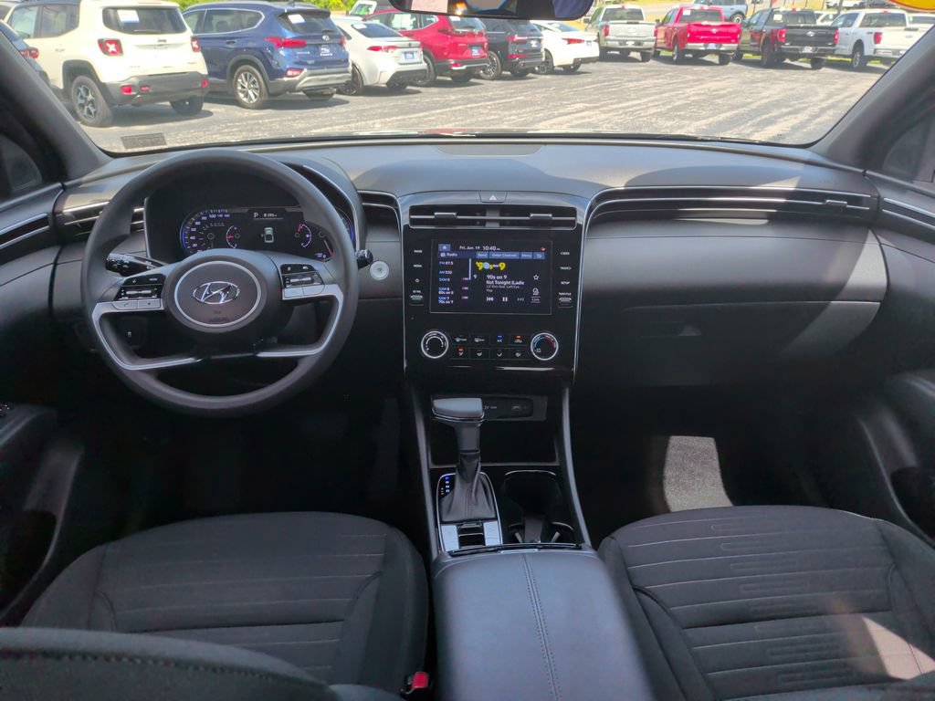 Used 2022 Hyundai Santa Cruz SEL AWD/4WD image 2