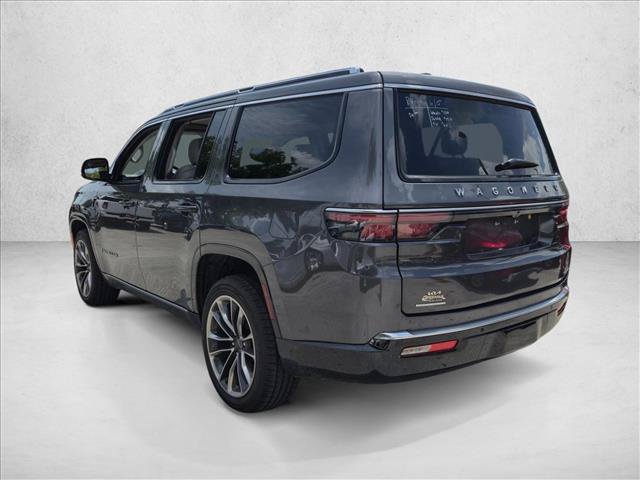 Used 2023 Jeep Wagoneer Series III w/ Premium Group I AWD/4WD image 6