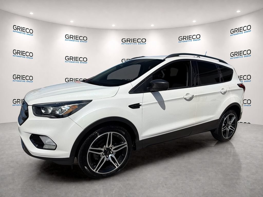 Certified 2019 Ford Escape SEL FWD image 3