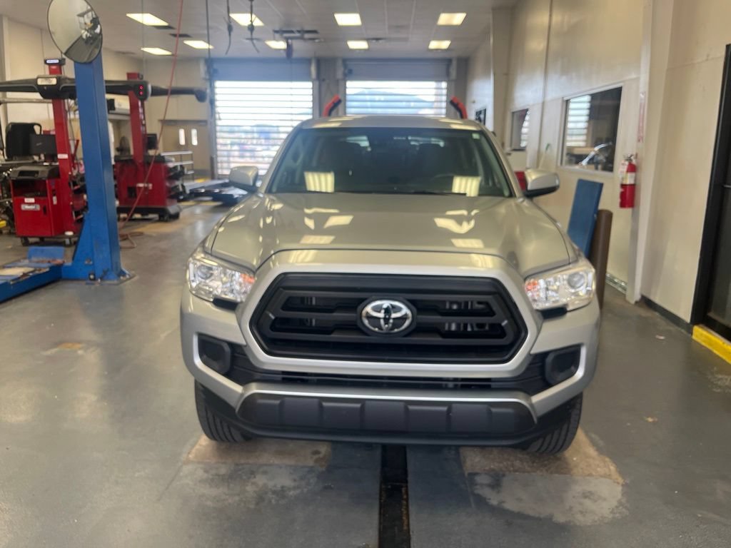Used 2023 Toyota Tacoma SR AWD/4WD image 7