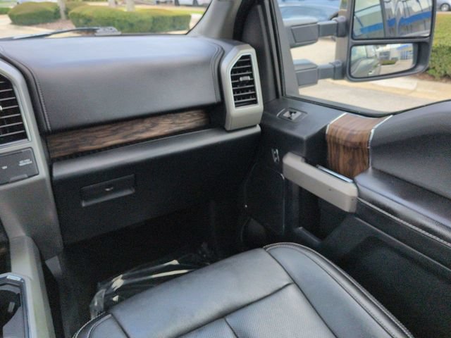 Certified 2019 Ford F150 Lariat w/ Equipment Group 502A Luxury AWD/4WD image 17