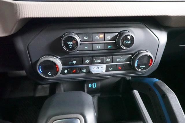 Certified 2023 Ford Bronco Wildtrak AWD/4WD image 16
