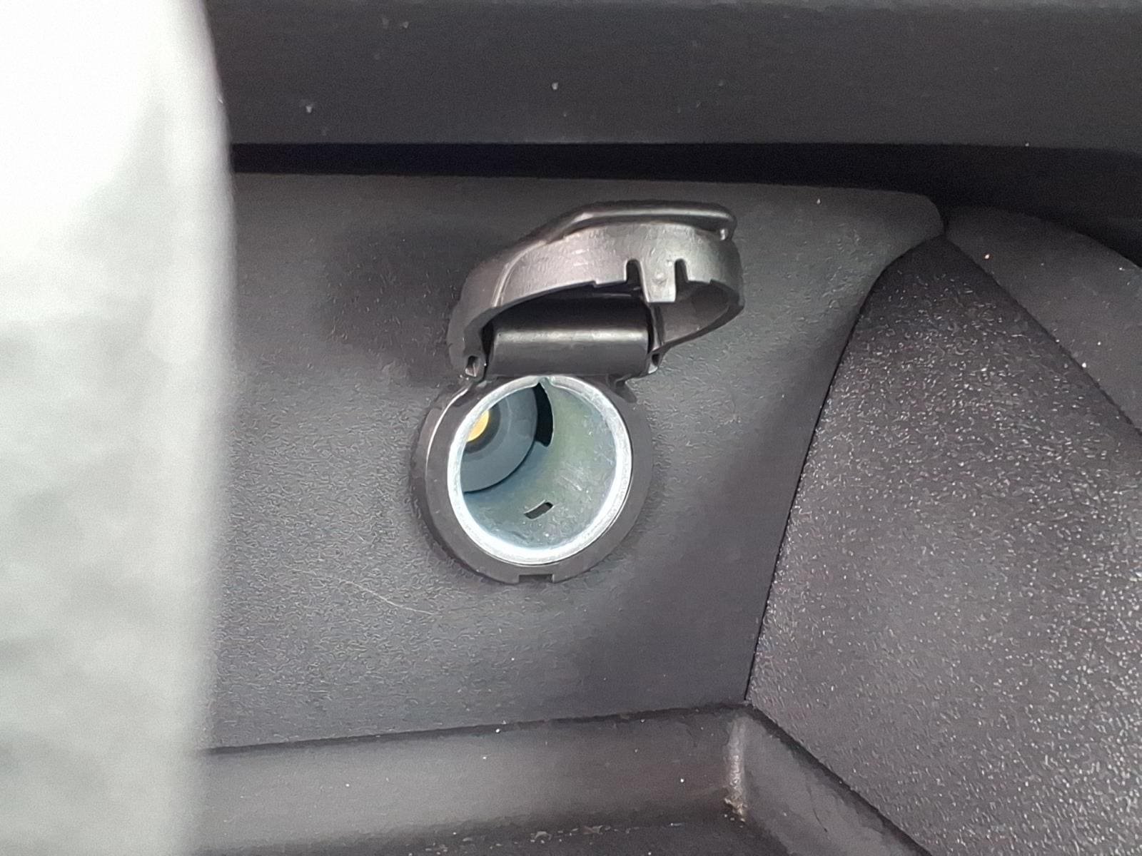 Used 2025 Nissan Altima 2.5 SV FWD image 22