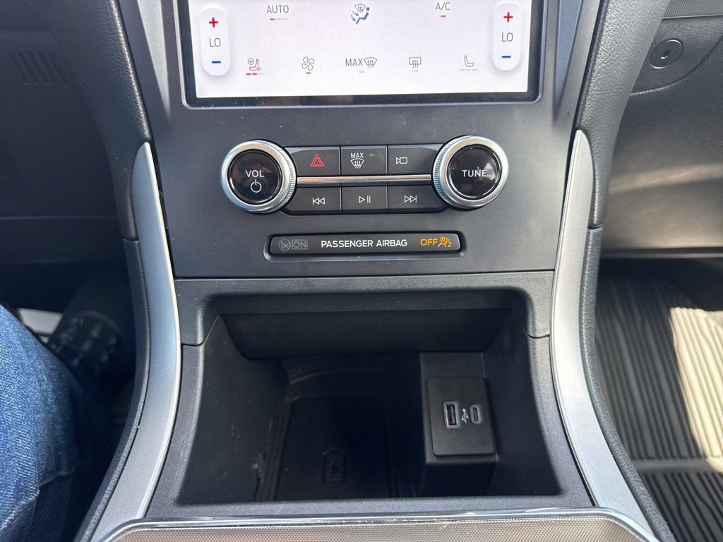Certified 2022 Ford Edge SEL w/ Convenience Package AWD/4WD image 32