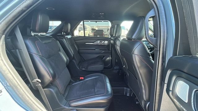 Certified 2025 Ford Explorer ST RWD image 13