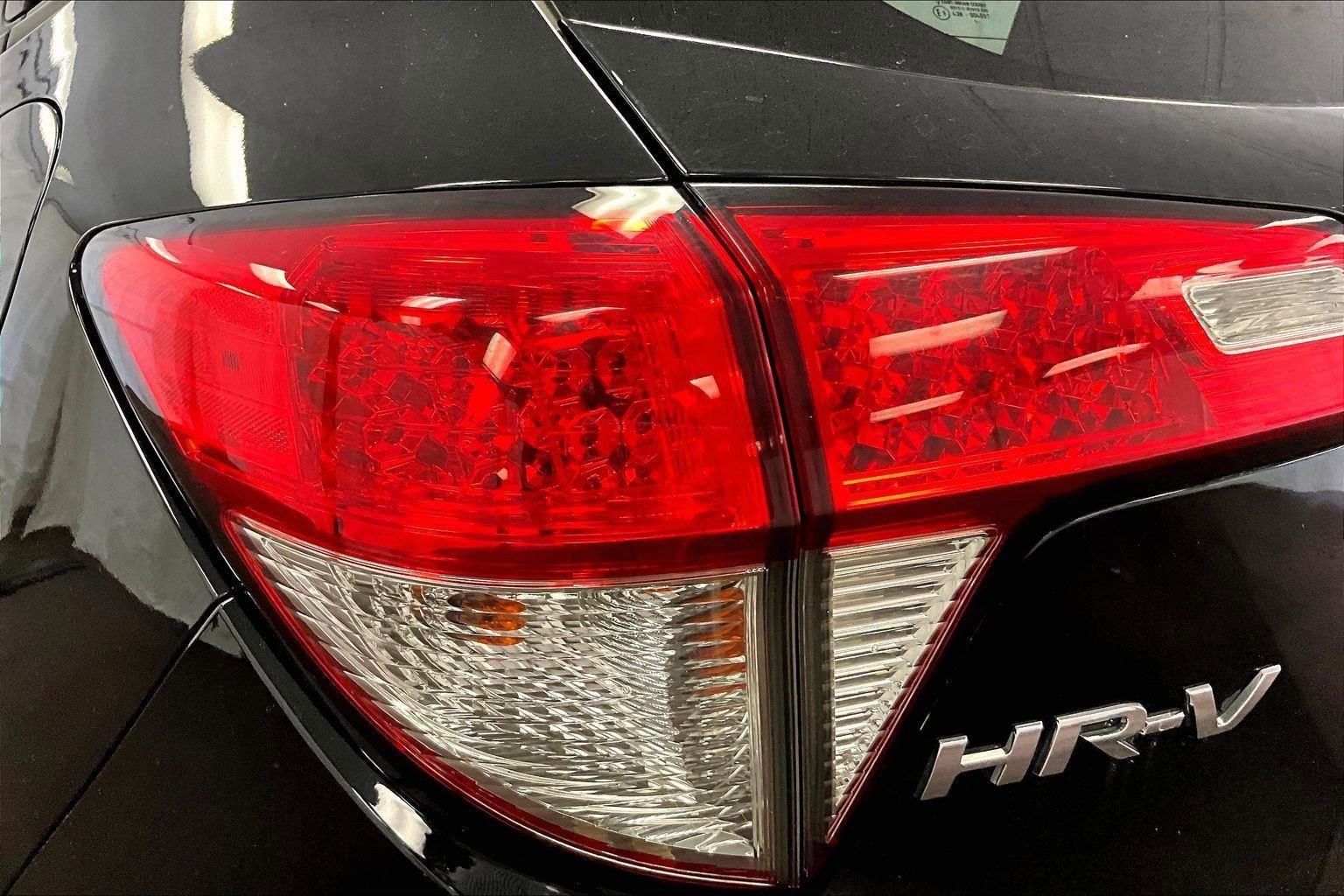 Used 2022 Honda HR-V Sport image 28