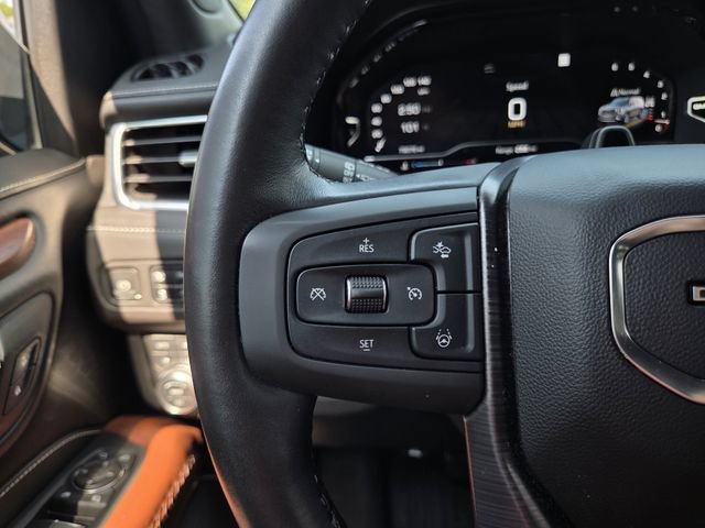 Used 2023 GMC Yukon Denali Ultimate AWD/4WD image 30