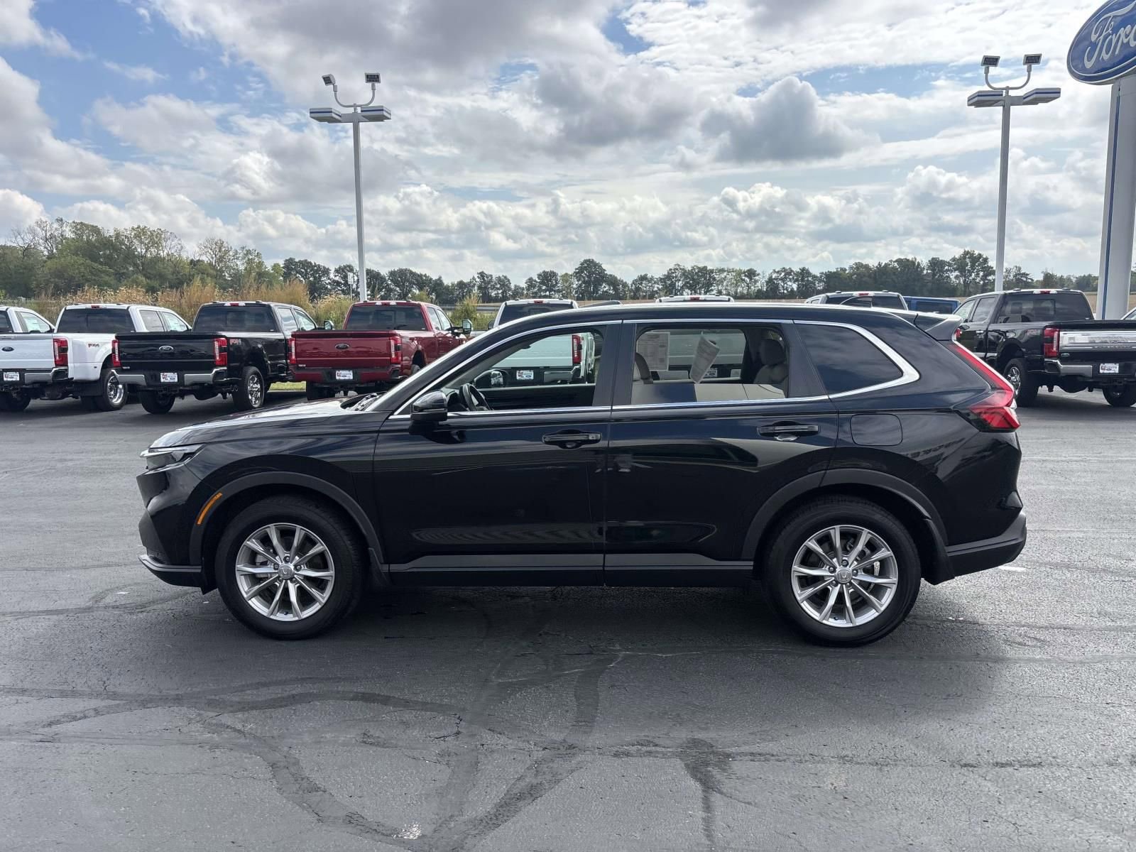 Used 2023 Honda CR-V EX-L image 5