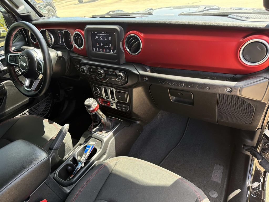 Used 2020 Jeep Wrangler Rubicon AWD/4WD image 15