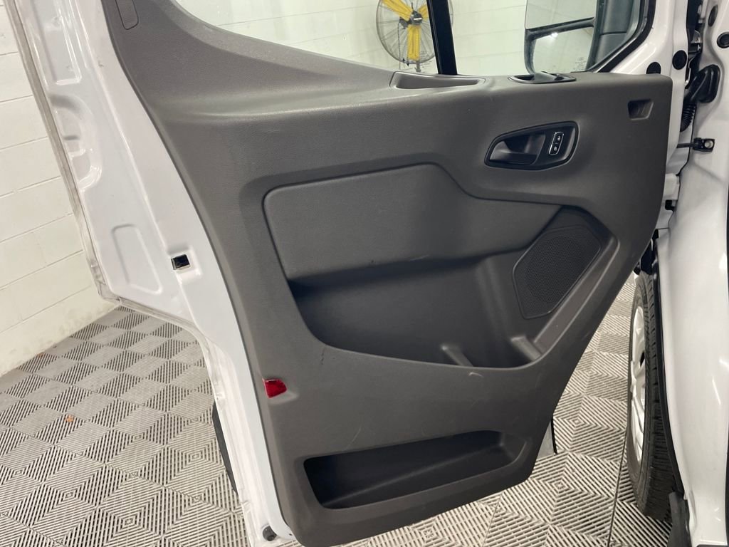Certified 2022 Ford Transit 350 XLT image 16