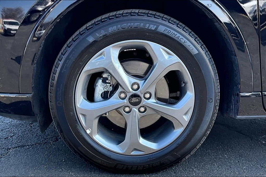 Certified 2024 Ford Escape ST-Line w/ Tech Pack #1 image 8