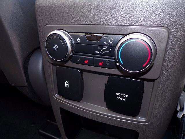 Certified 2020 Ford Explorer Platinum w/ Premium Technology Package image 15