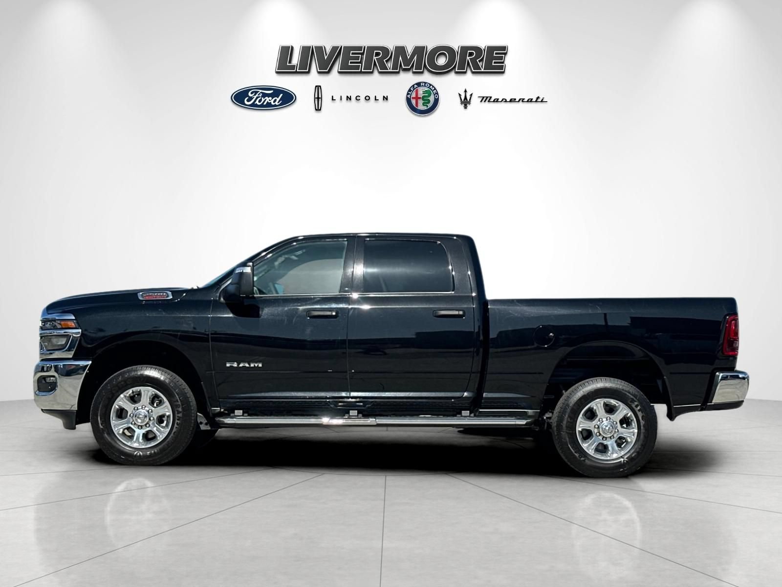 Used 2026 RAM 2500 Big Horn AWD/4WD image 6