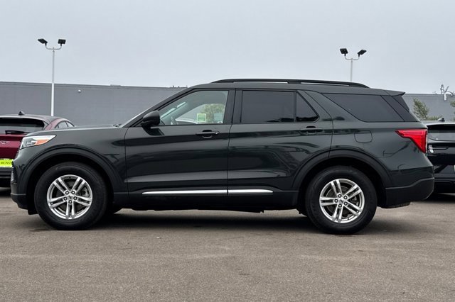 Certified 2022 Ford Explorer XLT w/ Equipment Group 202A image 9