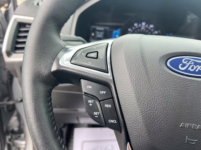 Certified 2022 Ford Edge SEL w/ Convenience Package AWD/4WD image 9