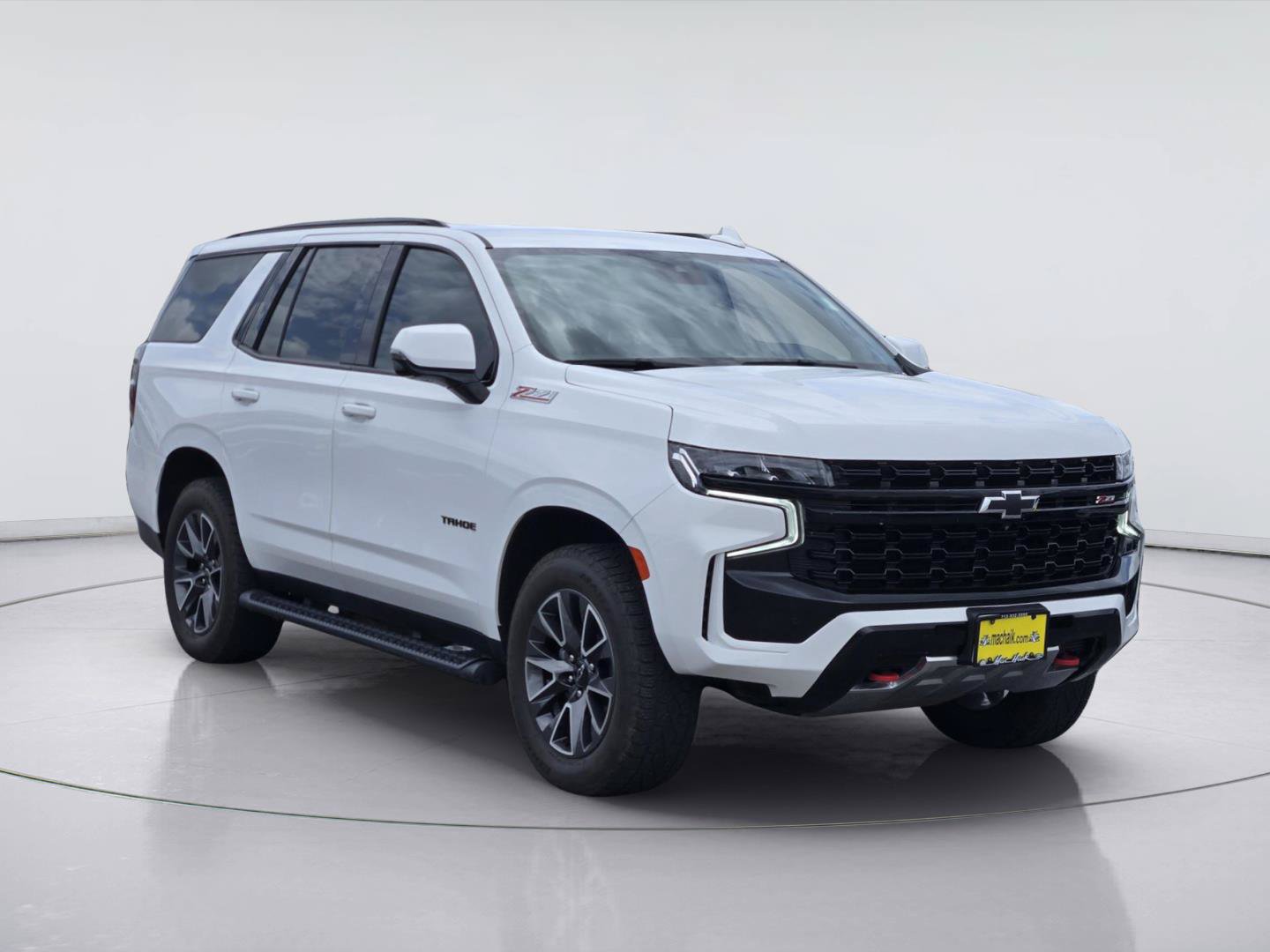 Used 2023 Chevrolet Tahoe Z71 w/ Luxury Package AWD/4WD image 4