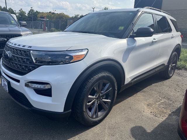 Certified 2023 Ford Explorer XLT w/ Equipment Group 202A