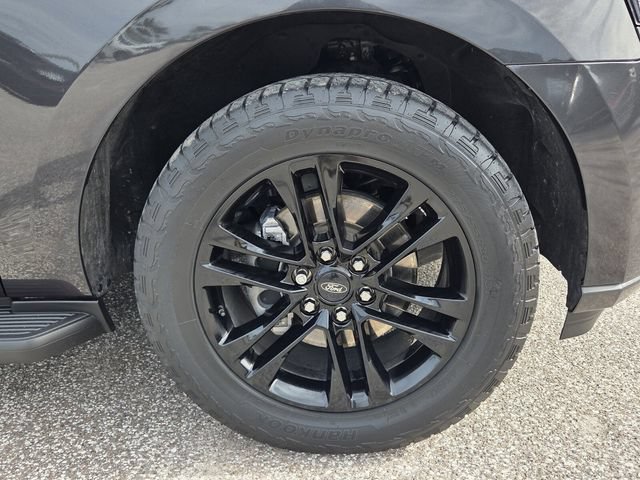 Certified 2022 Ford Expedition XLT RWD image 11