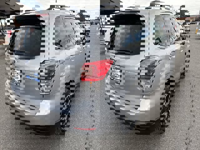 Used 2018 Subaru Forester 2.5i Premium image 3