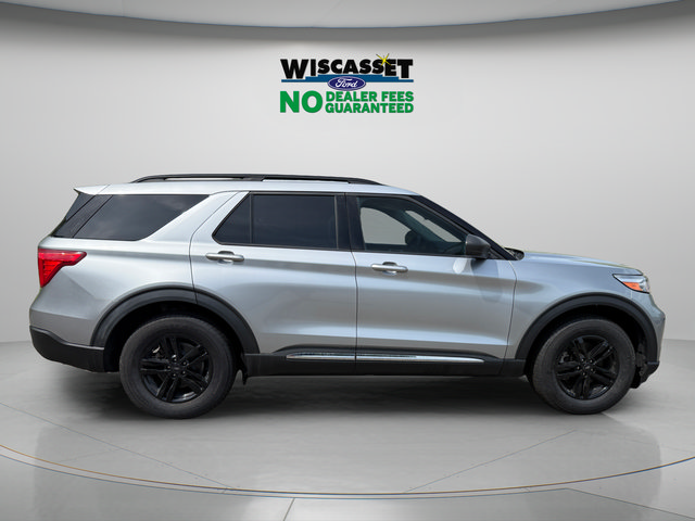 Certified 2022 Ford Explorer XLT w/ Equipment Group 202A AWD/4WD image 6