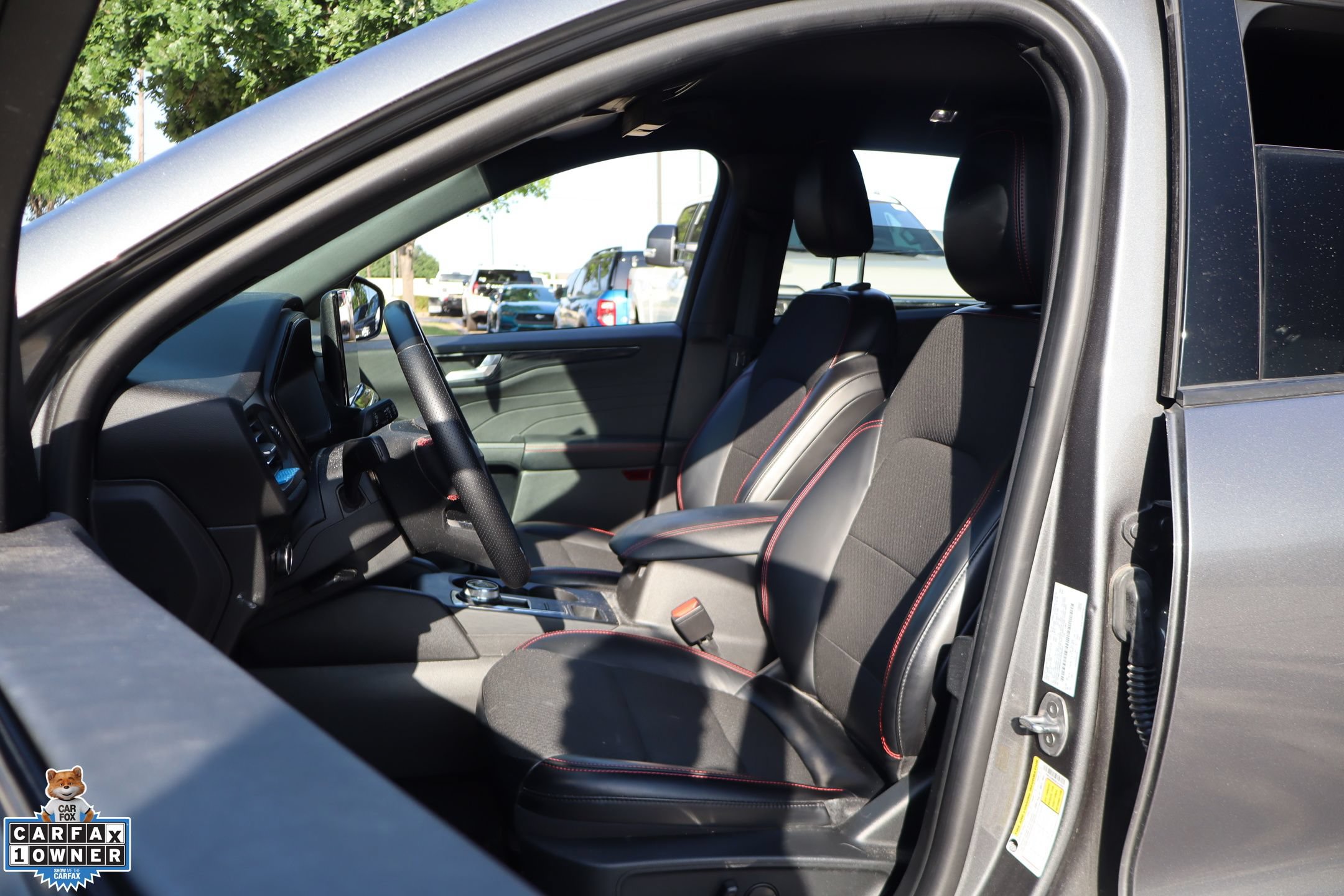 Certified 2024 Ford Escape ST-Line w/ Tech Pack #1 FWD image 11