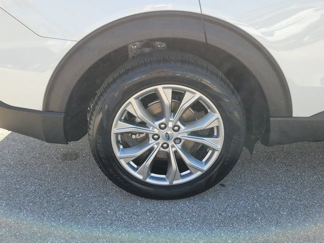 Certified 2022 Ford Explorer XLT w/ Equipment Group 202A RWD image 11