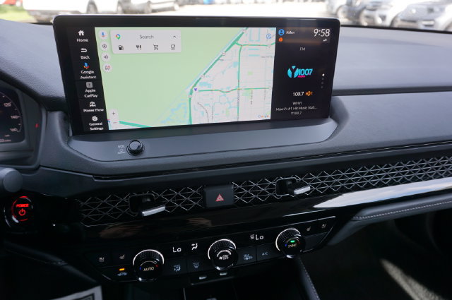 Used 2023 Honda Accord Touring image 6