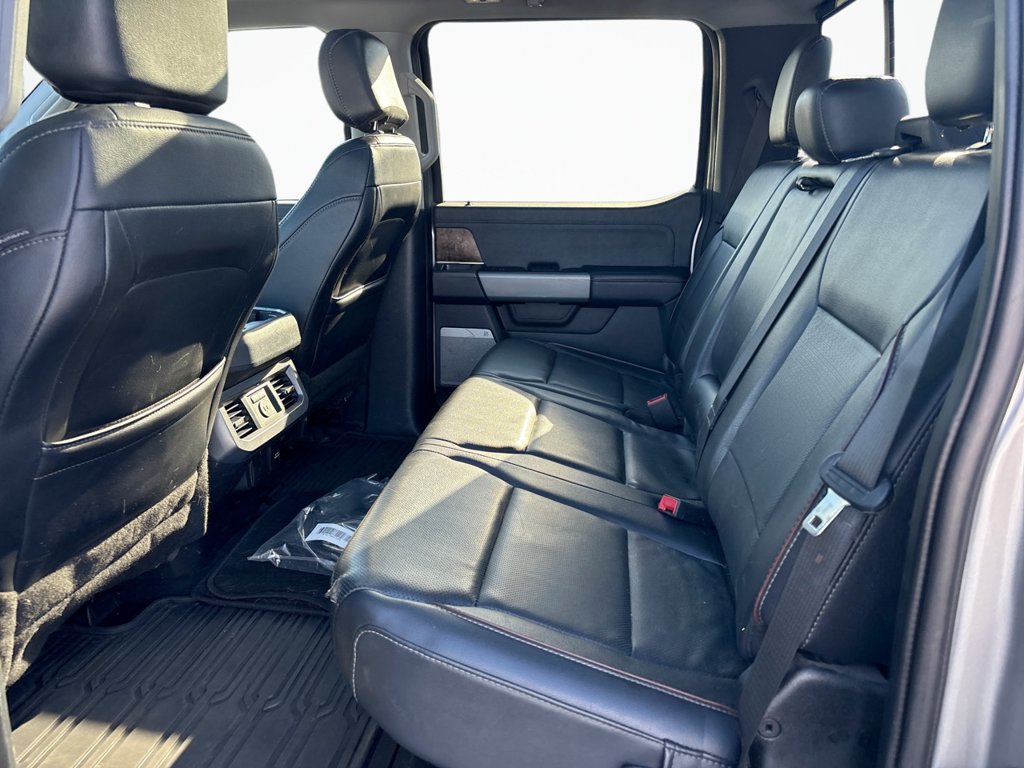 Certified 2024 Ford F250 Lariat w/ Lariat Ultimate Package AWD/4WD image 18