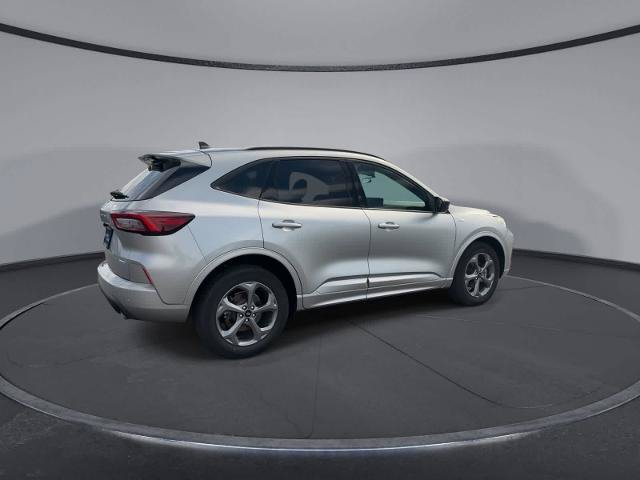 Certified 2023 Ford Escape ST-Line w/ Tech Pack #1 AWD/4WD image 8