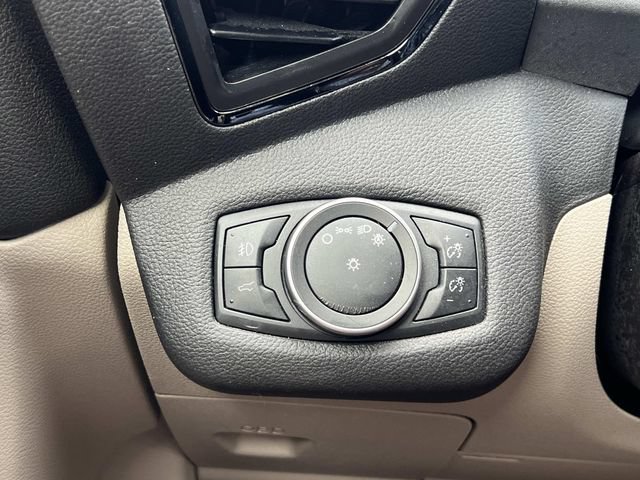 Certified 2019 Ford Escape Titanium w/ U0J03 - Titanium Tow Package FWD image 29