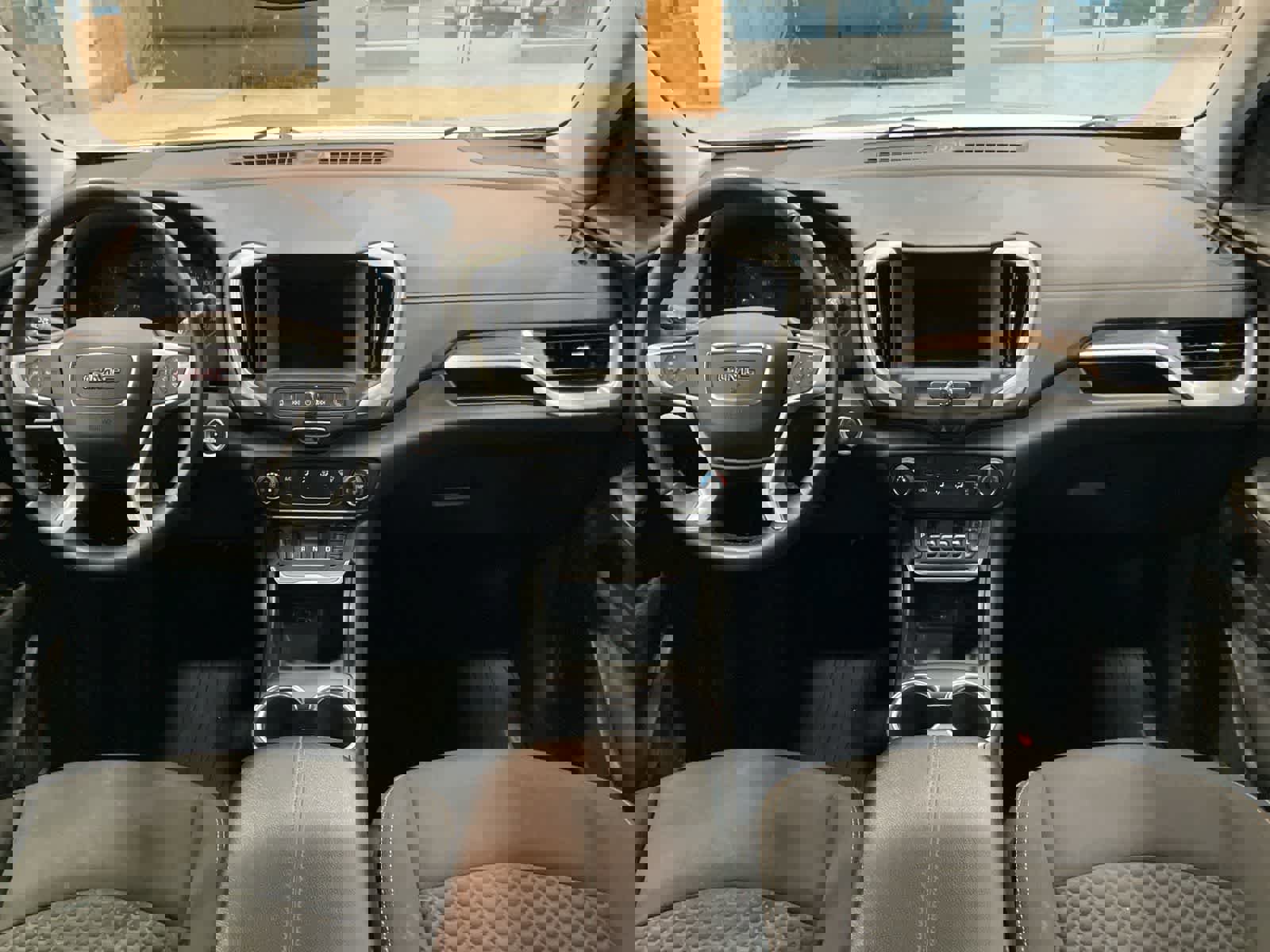 Used 2018 GMC Terrain SLE image 22