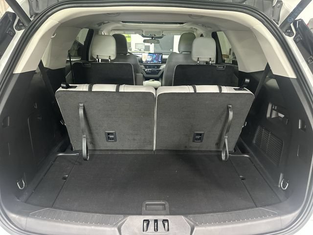 Certified 2025 Ford Explorer Active w/ Active Comfort Package AWD/4WD image 26