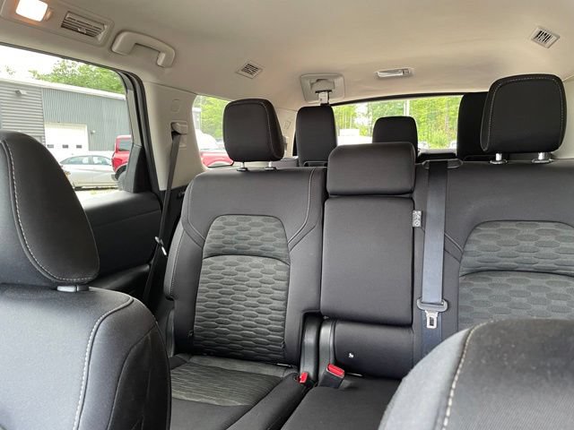 Used 2023 Nissan Pathfinder SV AWD/4WD image 18